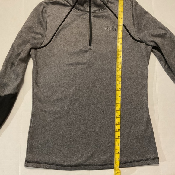 The North Face Women’s Athletic Pullover Gray Quarter Zip - Picture 3 of 10